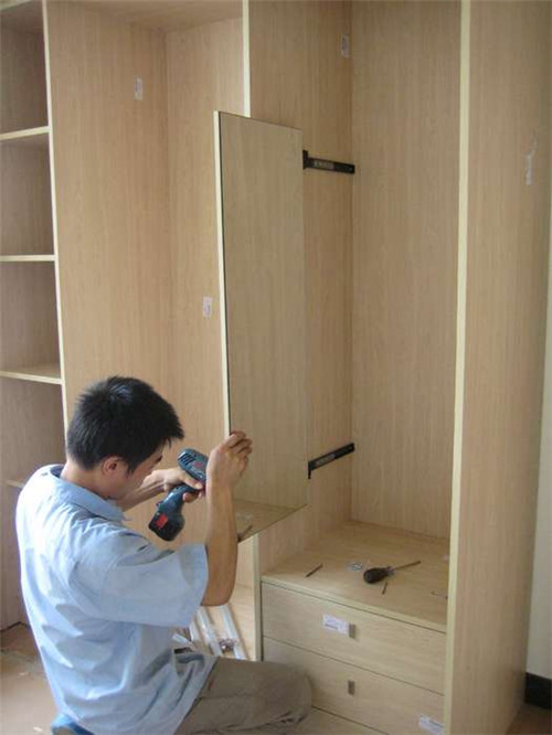 掌握家具安装技巧 轻松驾驭一线品牌的完美装配